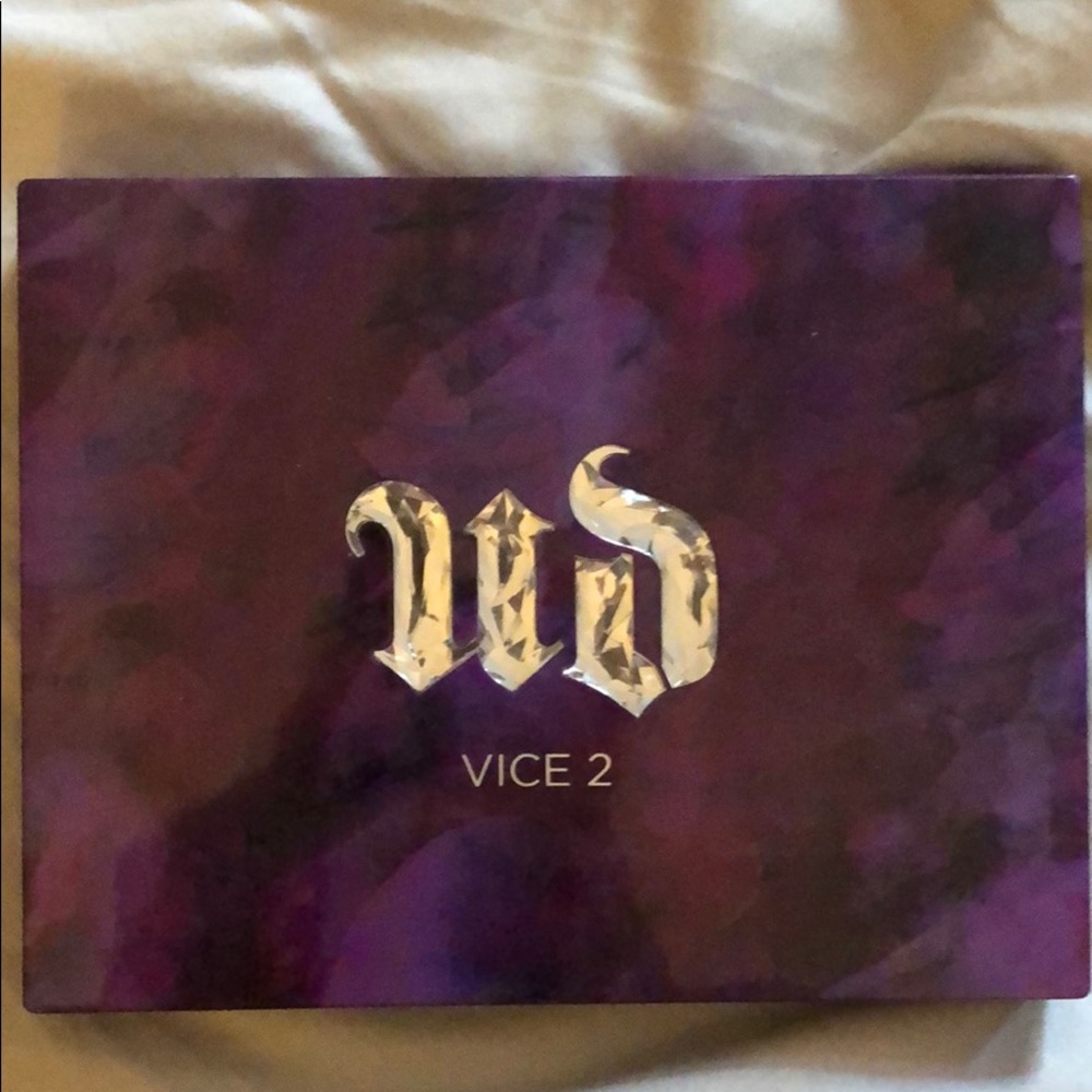 Urban decay vice 2 eyeshadow palette